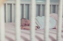 a sleeping in newborn 