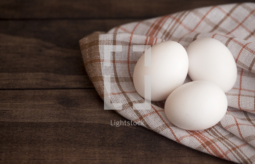 eggs on a towel 