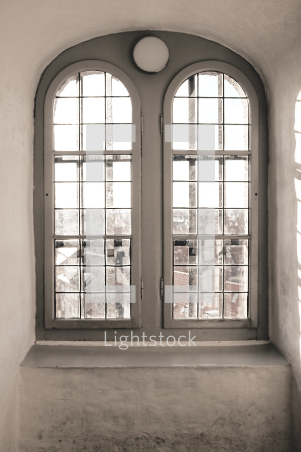 closed arched windows 