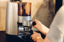 barista brewing coffee 