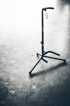empty guitar stand