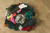 pile of dirty clothes 
