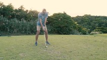 man golfing 