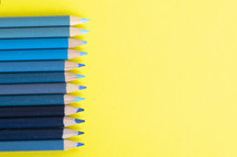blue colored pencils 