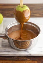 making caramel apples 