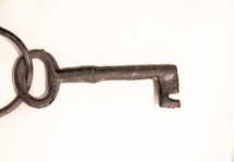 an old skeleton key 