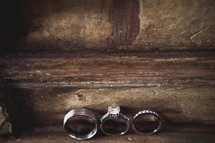 His and hers wedding rings