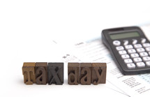 tax day and calculator 