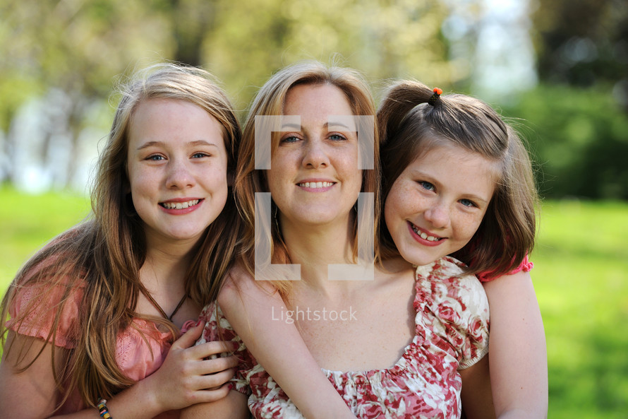 mother and daughters 