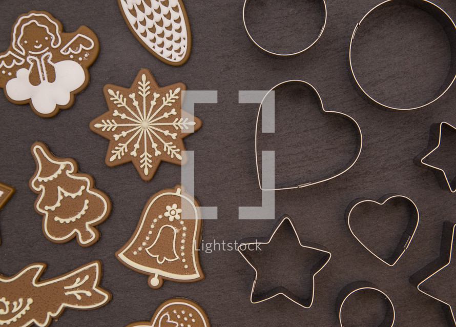 Christmas cookies and cookie cutters 