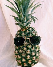 pineapple with sunglasses 