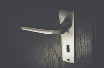 metal door handle 