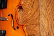 violin on wood background 