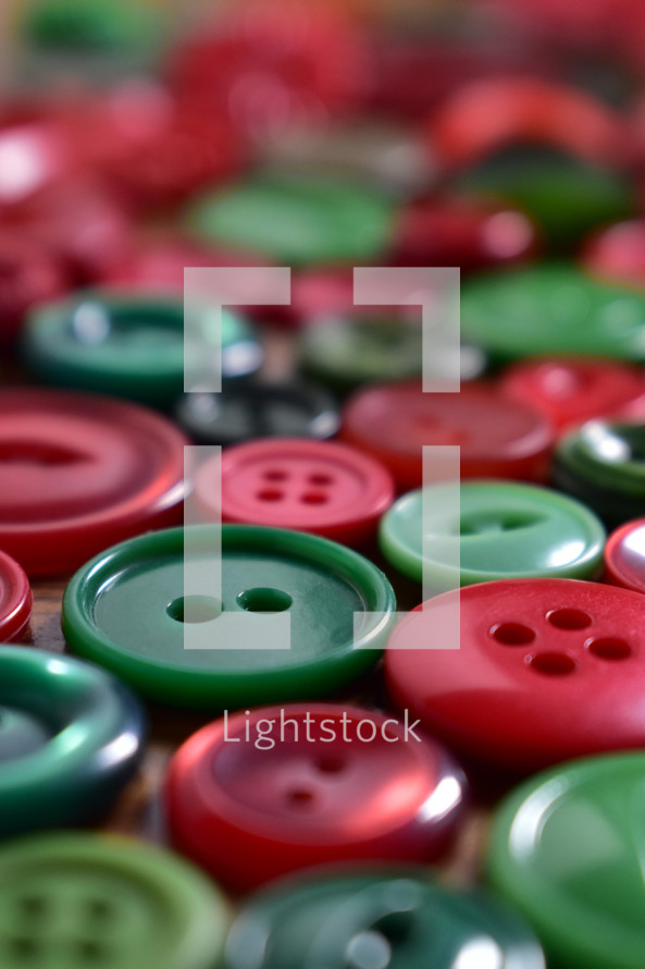 red and green buttons 