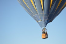 hot air balloon ride 