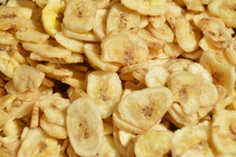 dried banana chips 