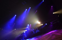 stage lights on a drum set