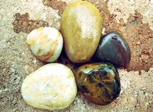 five smooth stones 