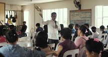 Pastor preaches in the Philippines