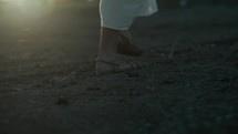 feet of Jesus walking 