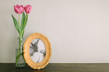 framed picture, vase, pink, tulips, flowers, mothers day
