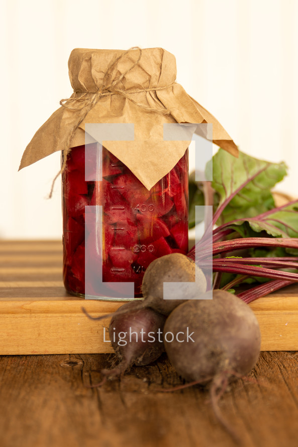 mason jar of beets 