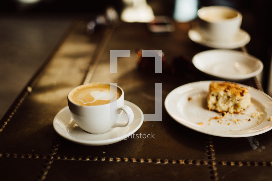 cappuccino and coffee cake 