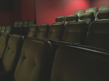rows theatre seats 