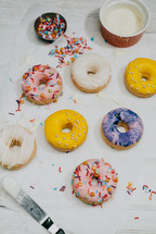 icing and sprinkles on donuts 
