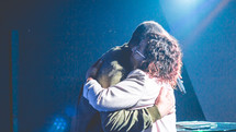 hugs on stage 