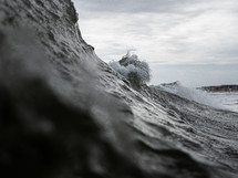 ocean waves 