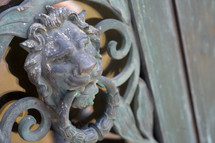 lion head door knocker 