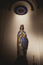 A statue of the virgin Mary
