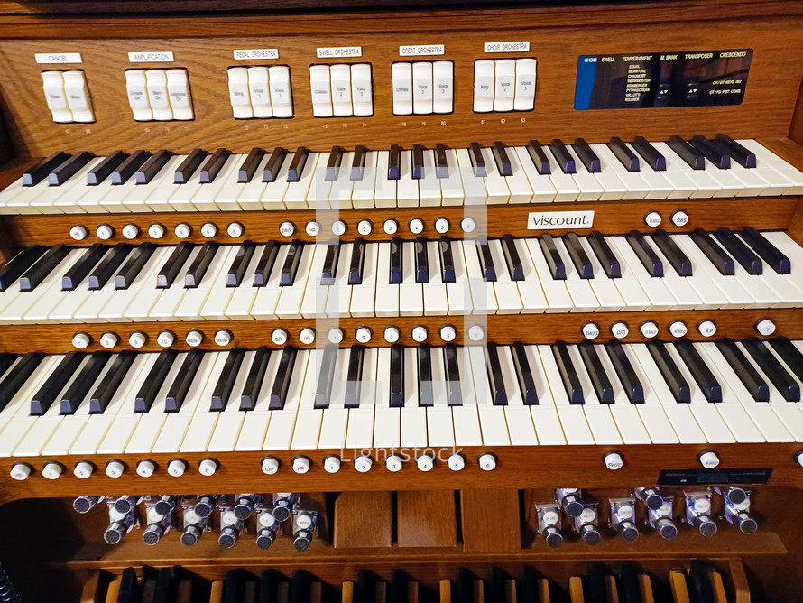 Pipe organ keys
