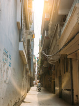city alleyway in India with