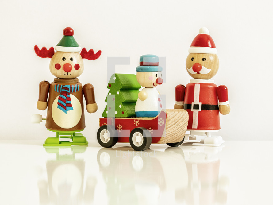 wooden Christmas figurines 