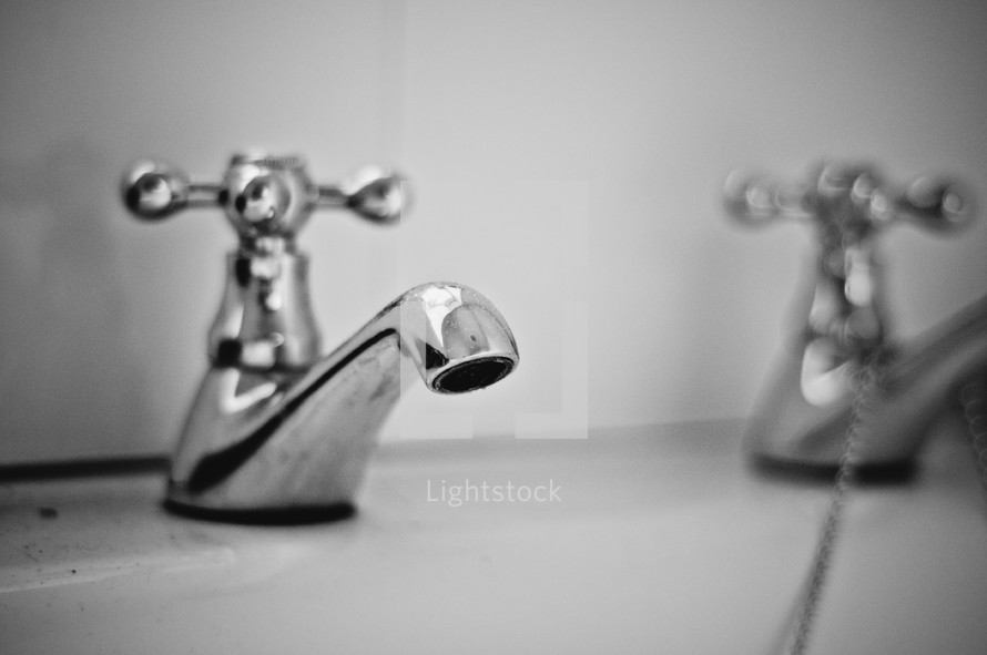 faucets 
