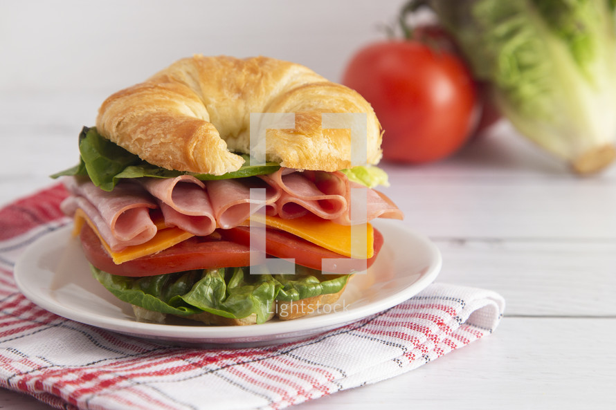 ham and cheese croissant 