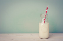 straw in milk