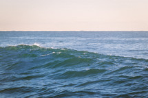 waves in the ocean 