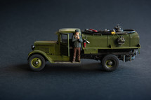 miniature model fire truck 