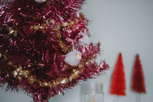 fuchsia Christmas tree with gold garland 