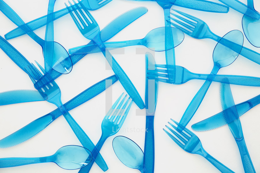 blue plastic utensils 