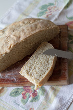 sliced bread on a cutting board 