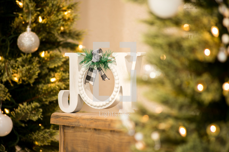 wooden Joy sign christmas decoration