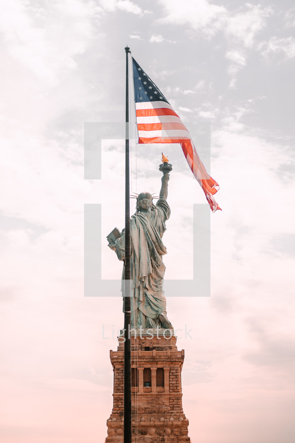 Statue of Liberty and American flag 