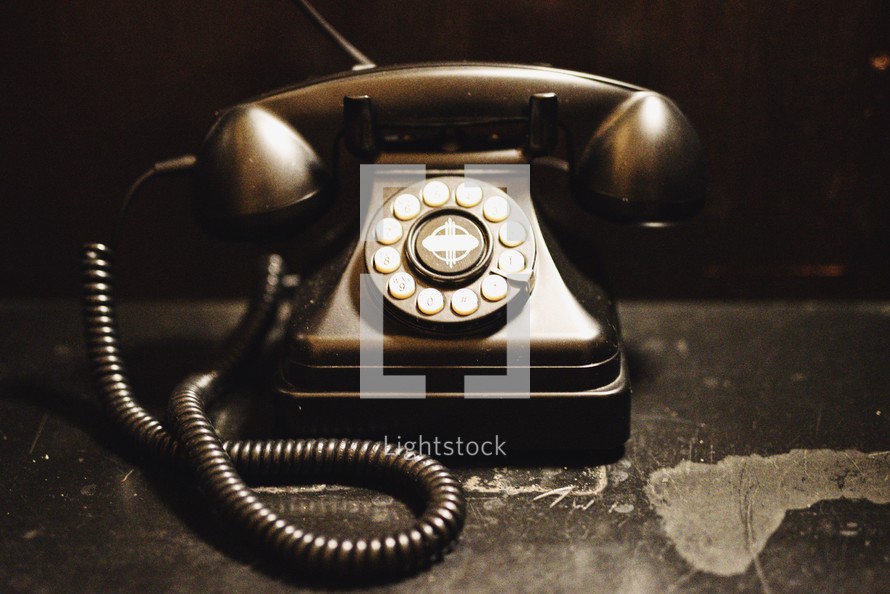 vintage rotary phone 