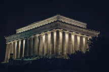 Lincoln Memorial at night 