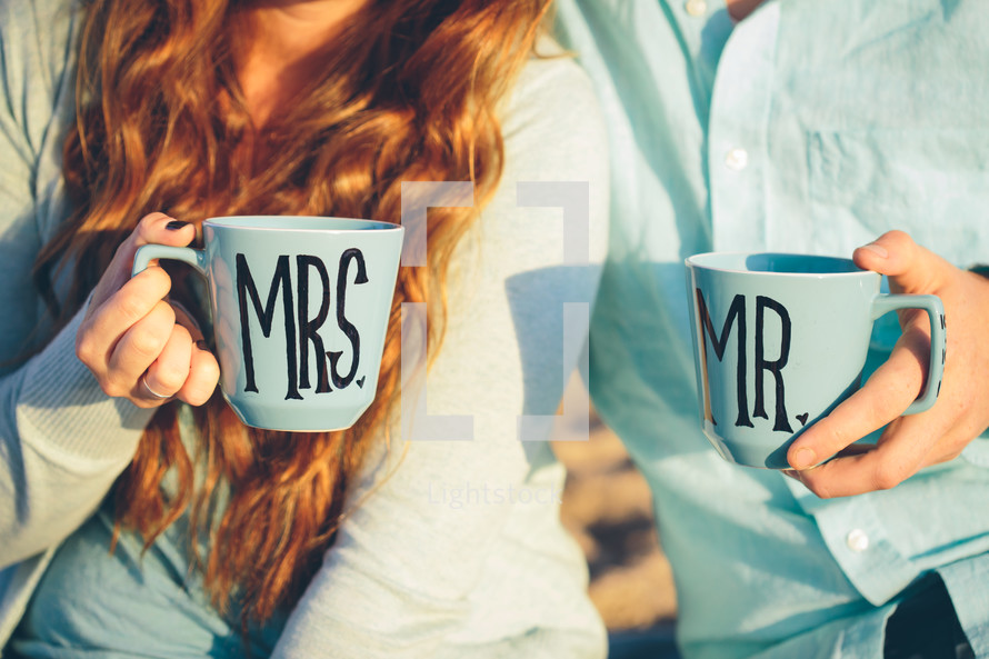 MR and MRS coffee mugs 