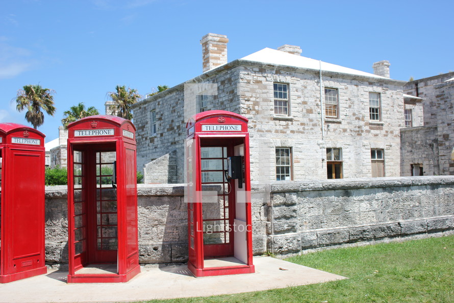 red telephone booths 